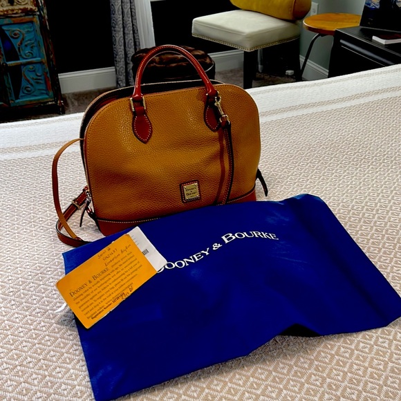 Pebble Grain Collection is renowned rich texture and exceptional leather. - Picture 2 of 8